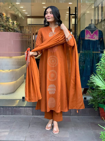 Women Orange Cotton Traditional design Kurta Pant and Dupatta set